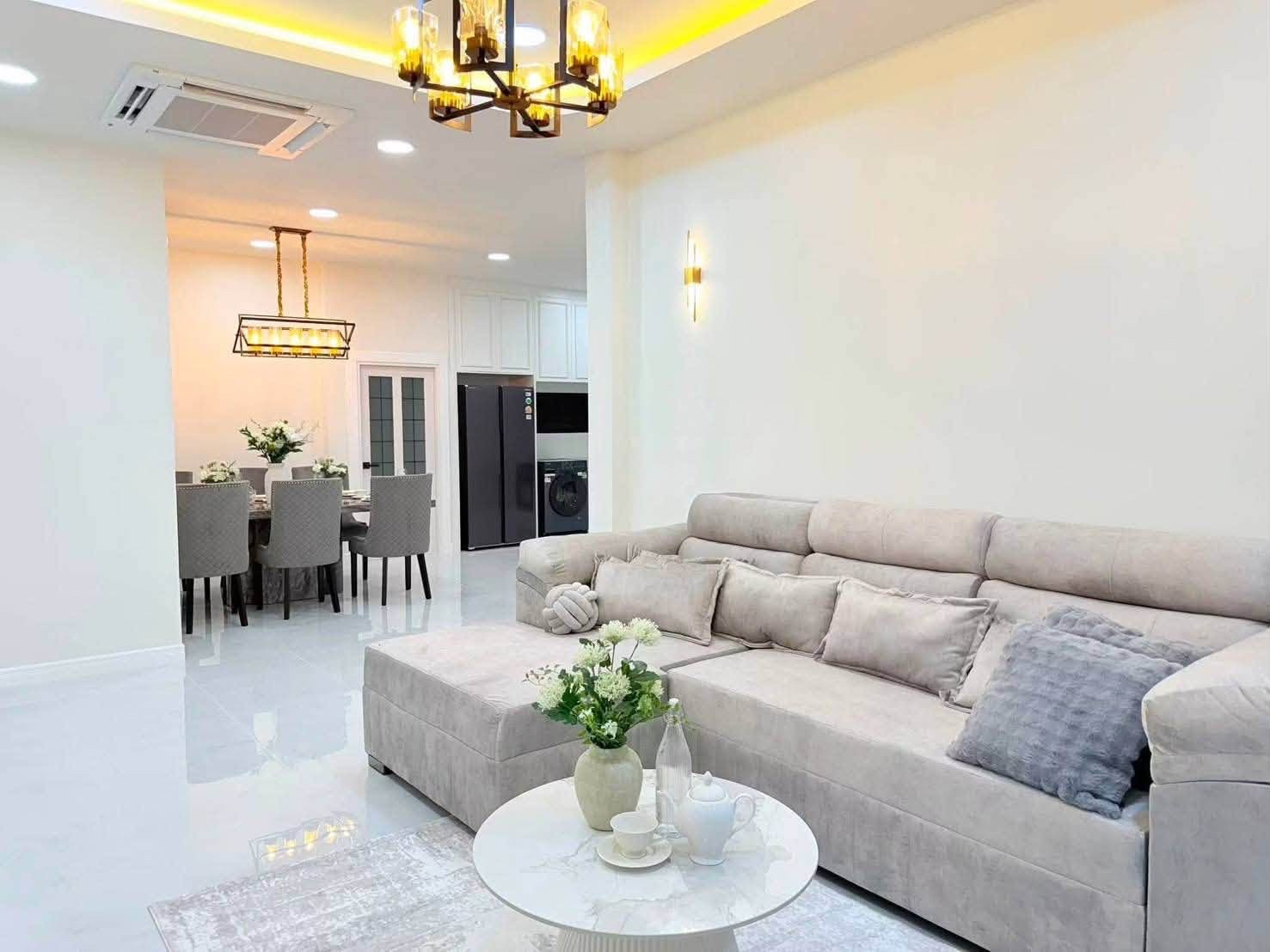 พูลวิลล่า Modern Classic ซอยสยาม 3 นอน 4 น้ำ ที่ดิน 76 ตร.ว. บิ้วอินทั้งหลัง เฟอร์ฯ และเครื่องใช้ไฟฟ้าครบ พร้อมเข้าอยู่ รูปที่ 10